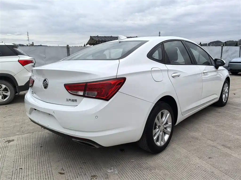 Buick Verano 2018 — фото 14