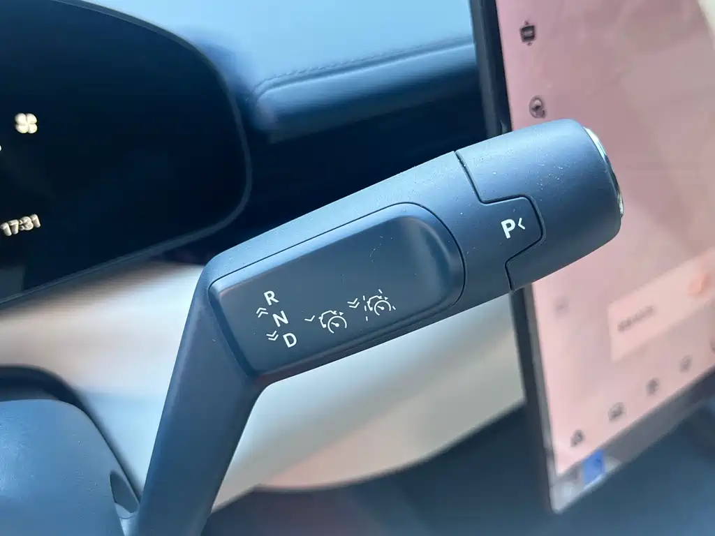 Zeekr 007 2024 — фото 17