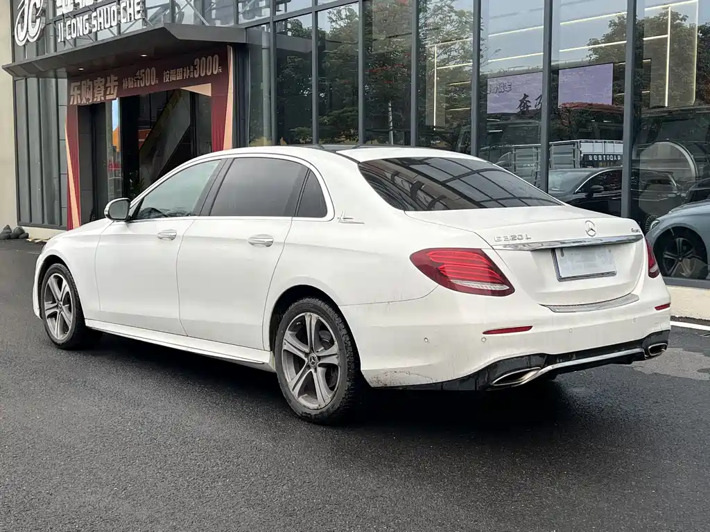 Mercedes-Benz E-Class 2017 — фото 3