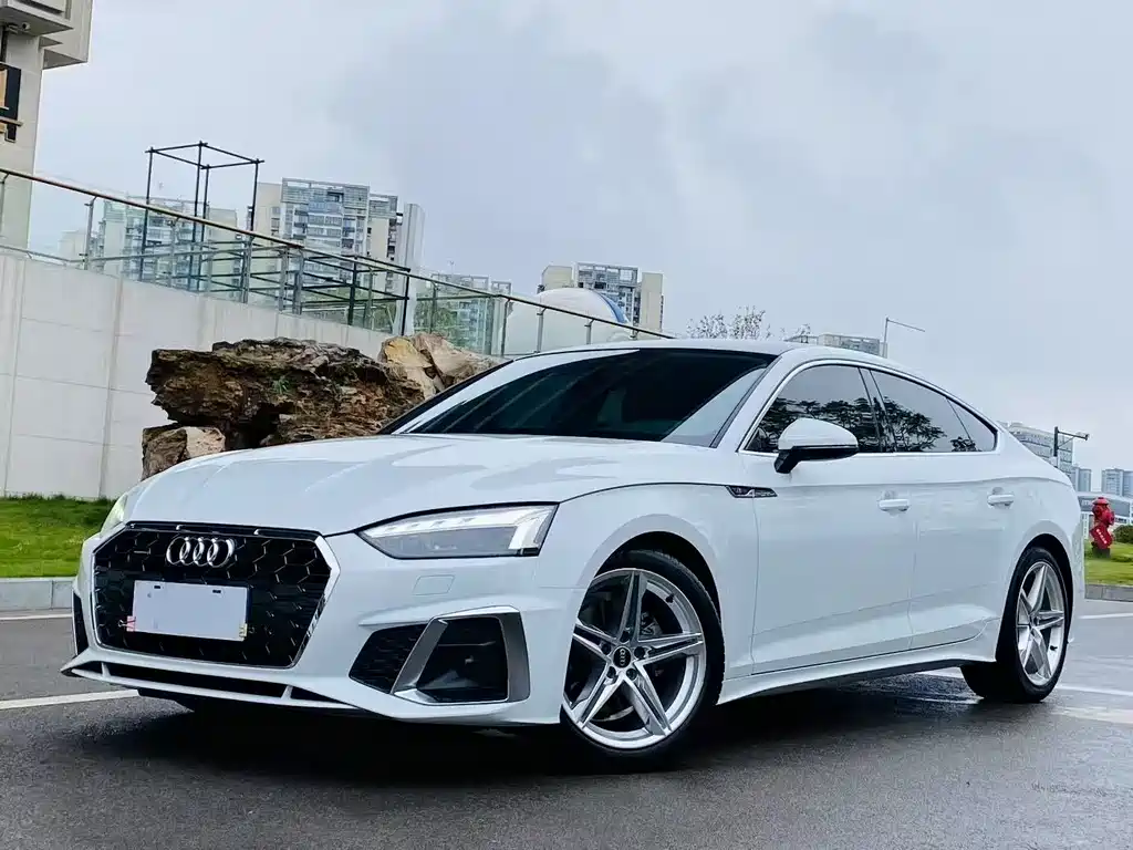 Audi A5 2022 — фото 17