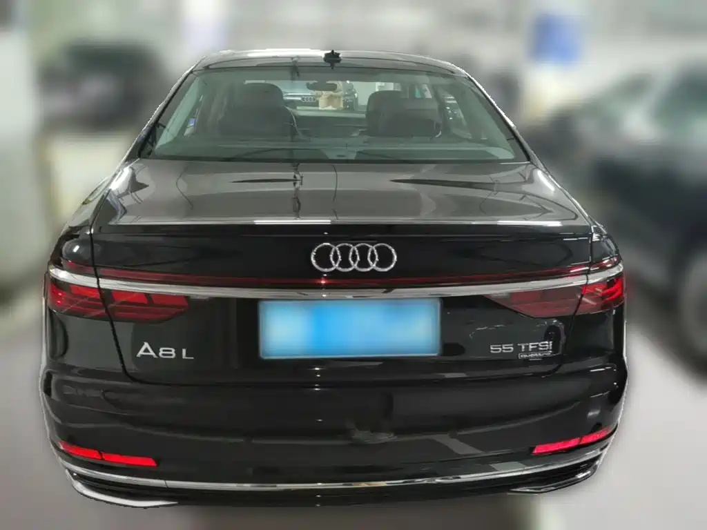 Audi A8 2024