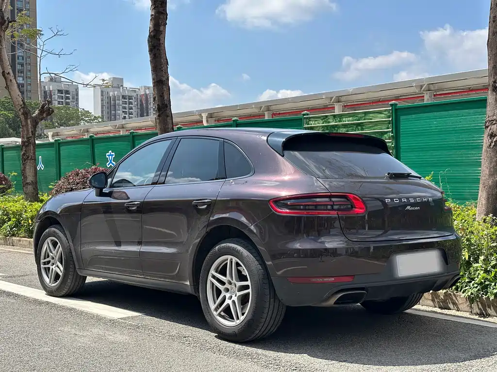 Porsche Macan 2017 — фото 5