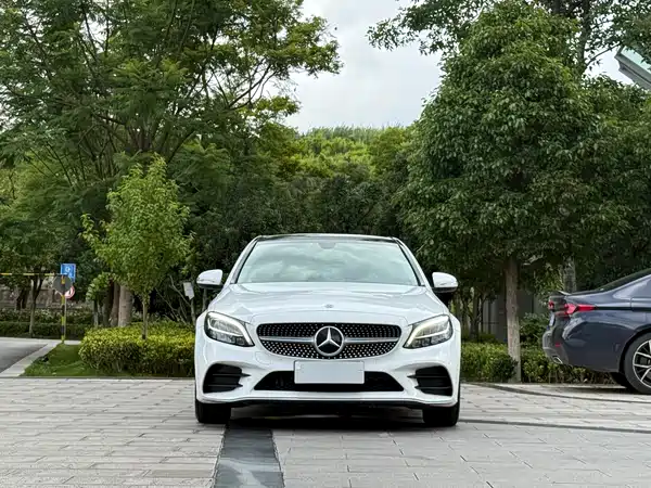 Mercedes-Benz C-Class 2020