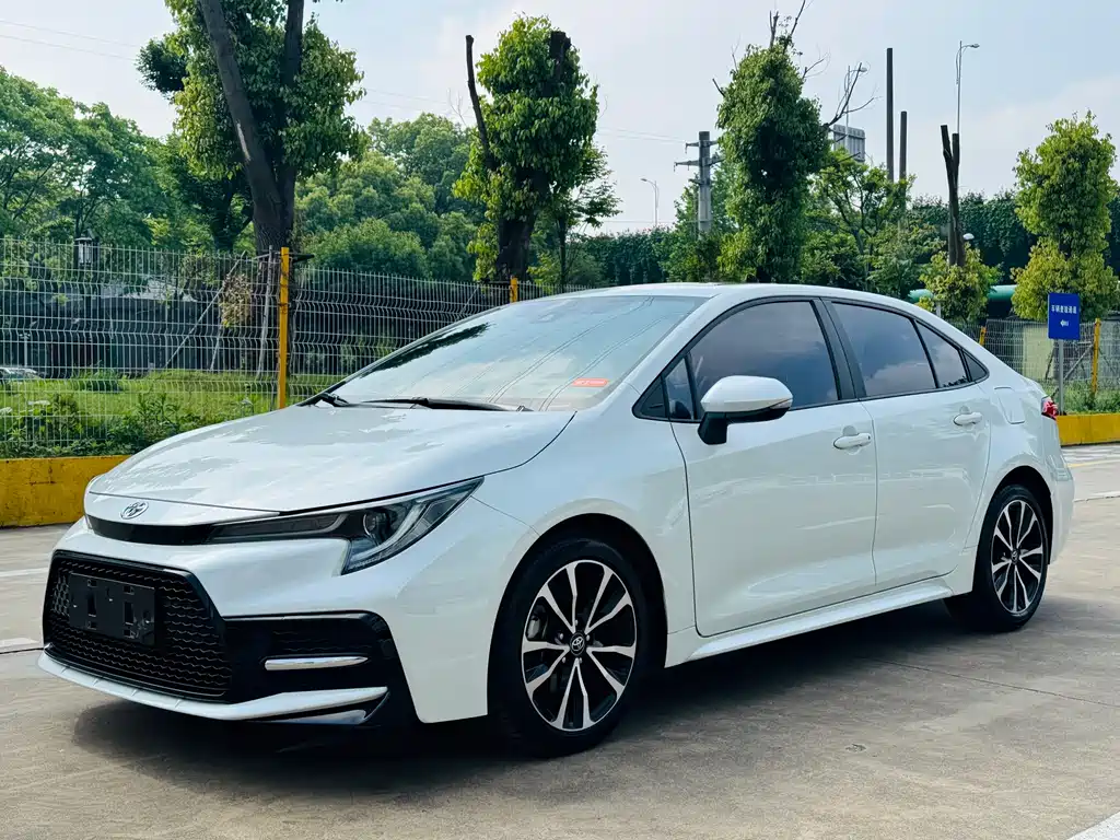 Toyota Levin 2020 — фото 1