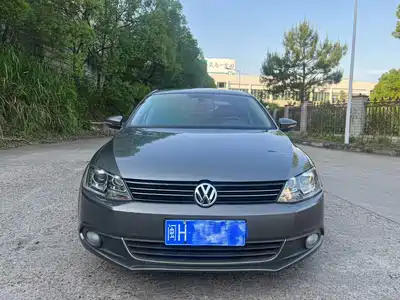 Volkswagen Sagitar 2012