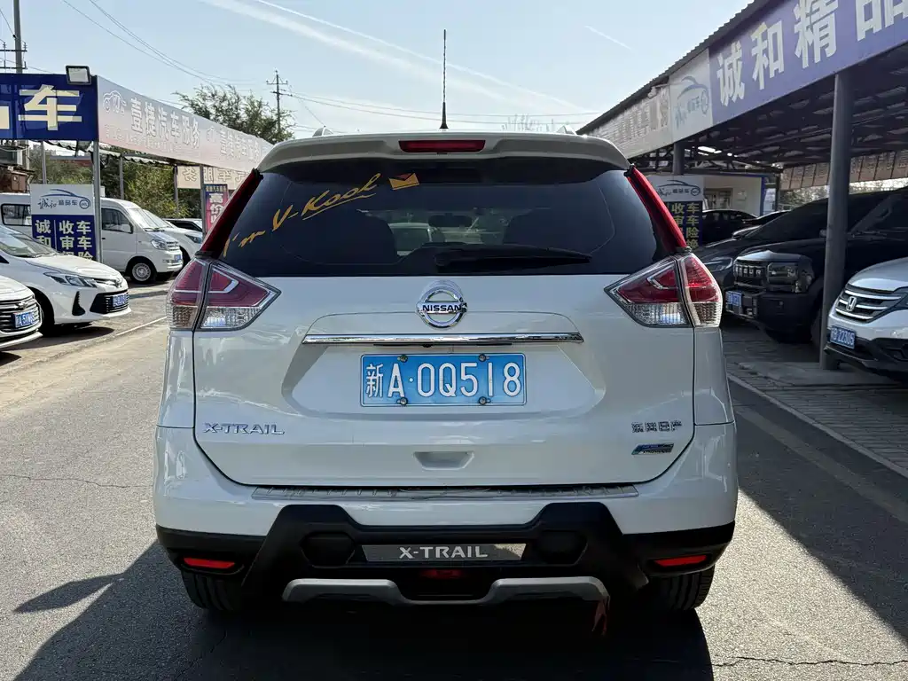 Nissan X-Trail 2015 — фото 8