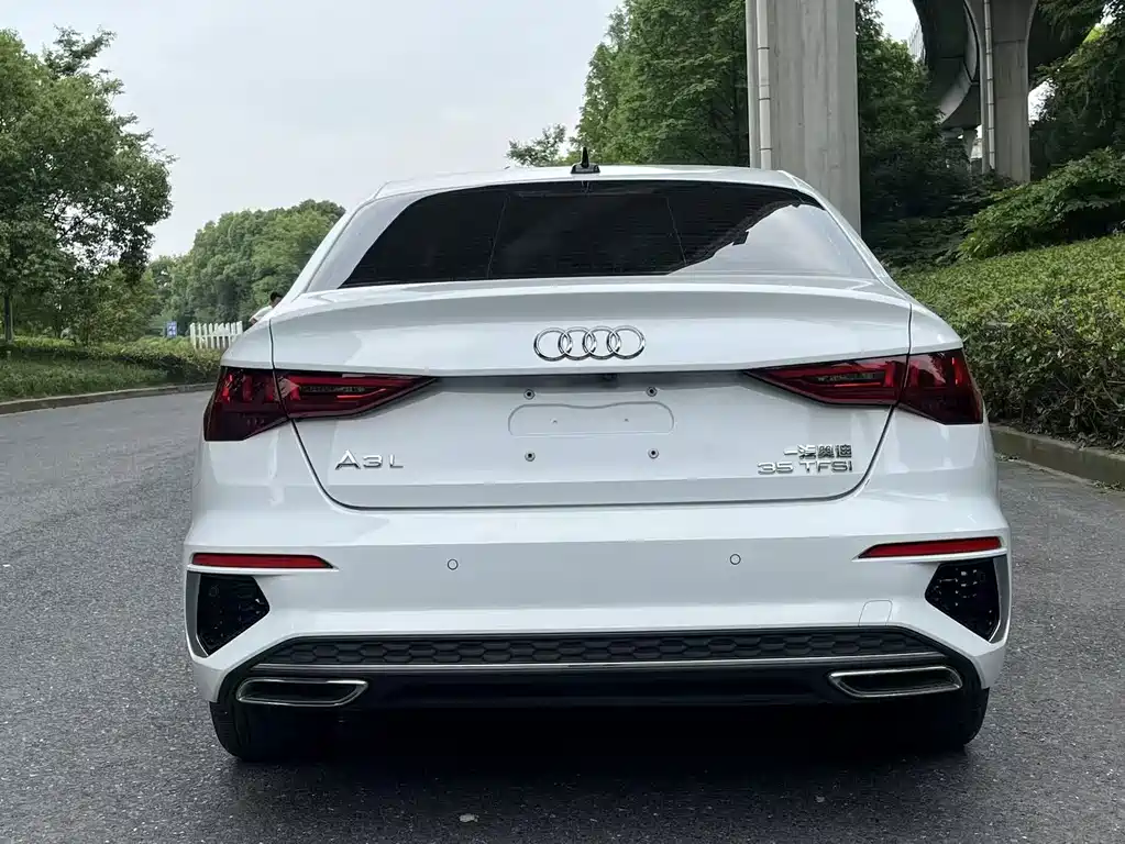 Audi A3 2024 — фото 5