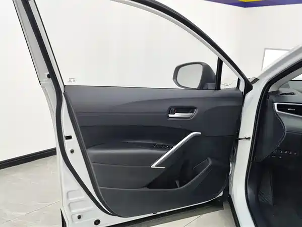 Toyota Frontlander 2023