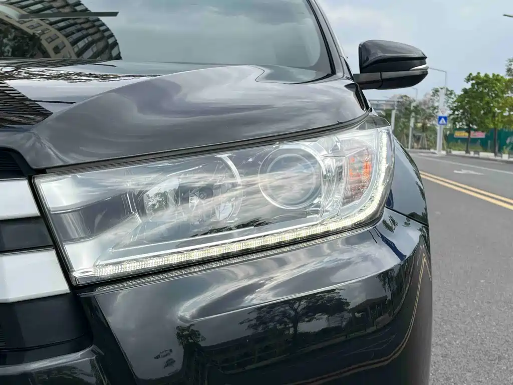 Toyota Highlander 2019 — фото 18