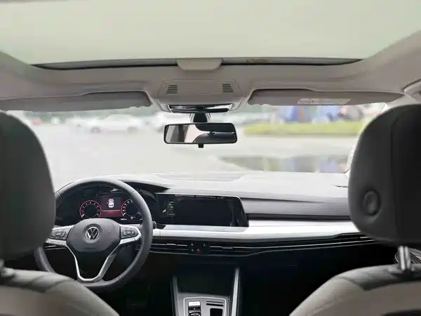 Volkswagen Golf 2022