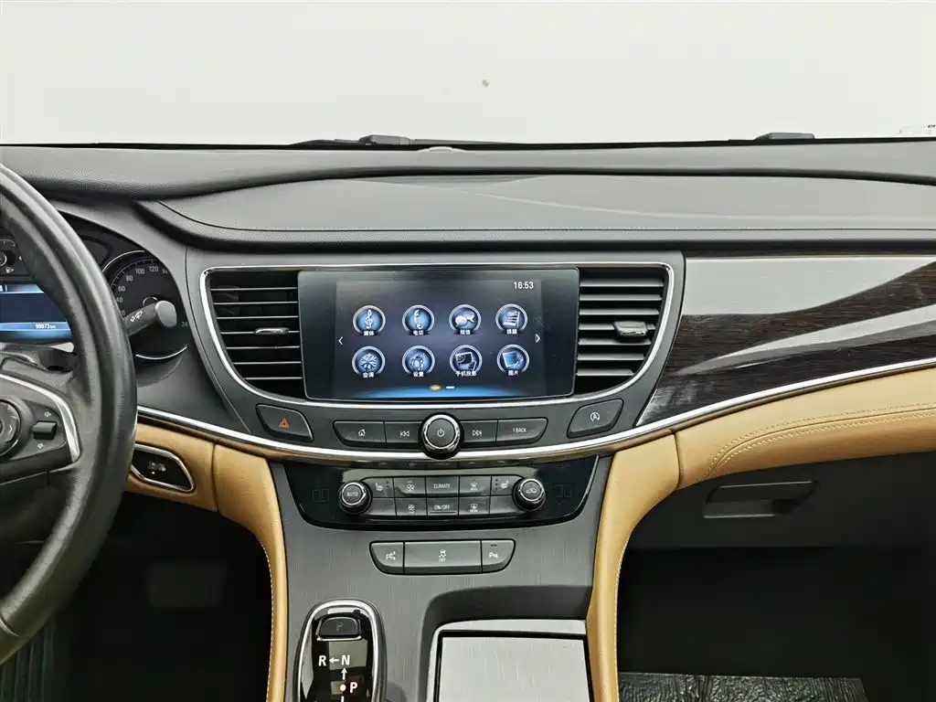 Buick LaCrosse 2019 — фото 12