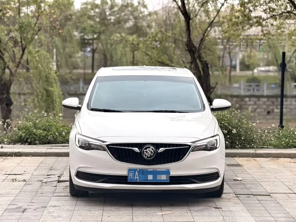 Buick Excelle 2021 — фото 2