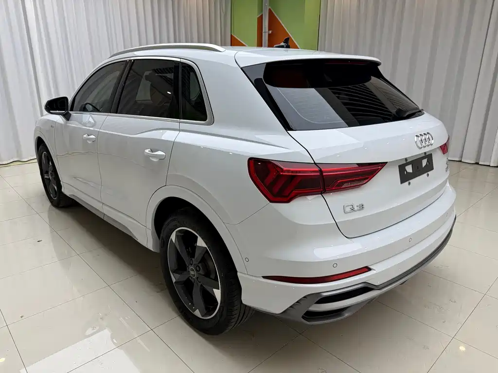 Audi Q3 2022