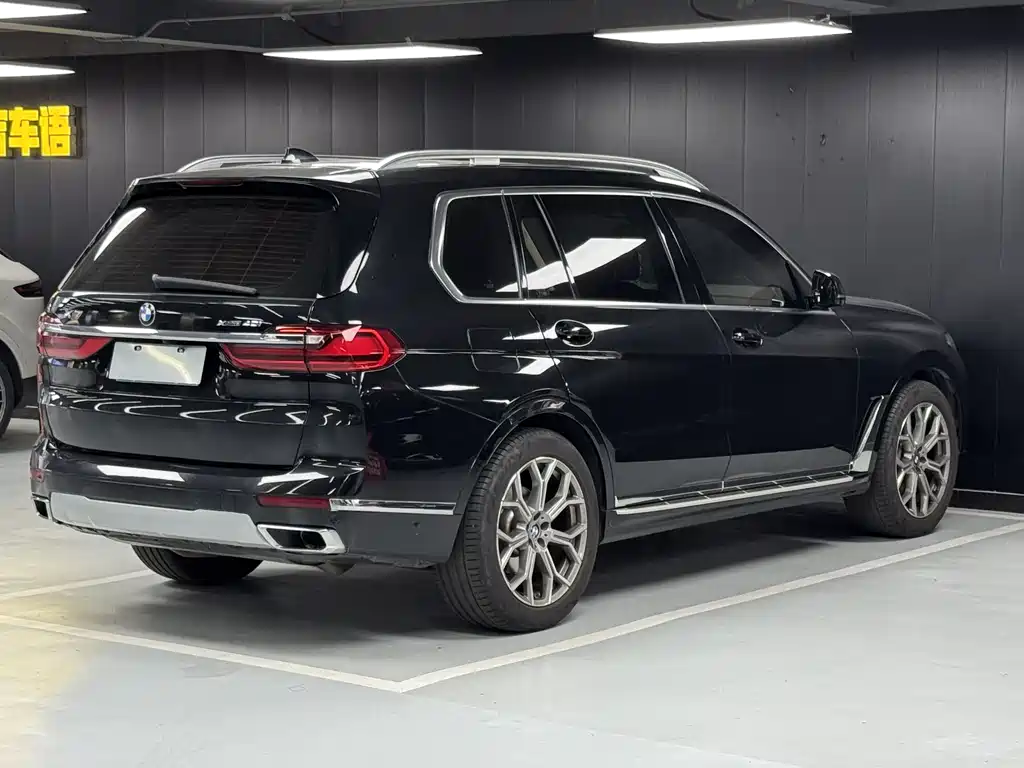BMW X7 2022 — фото 9