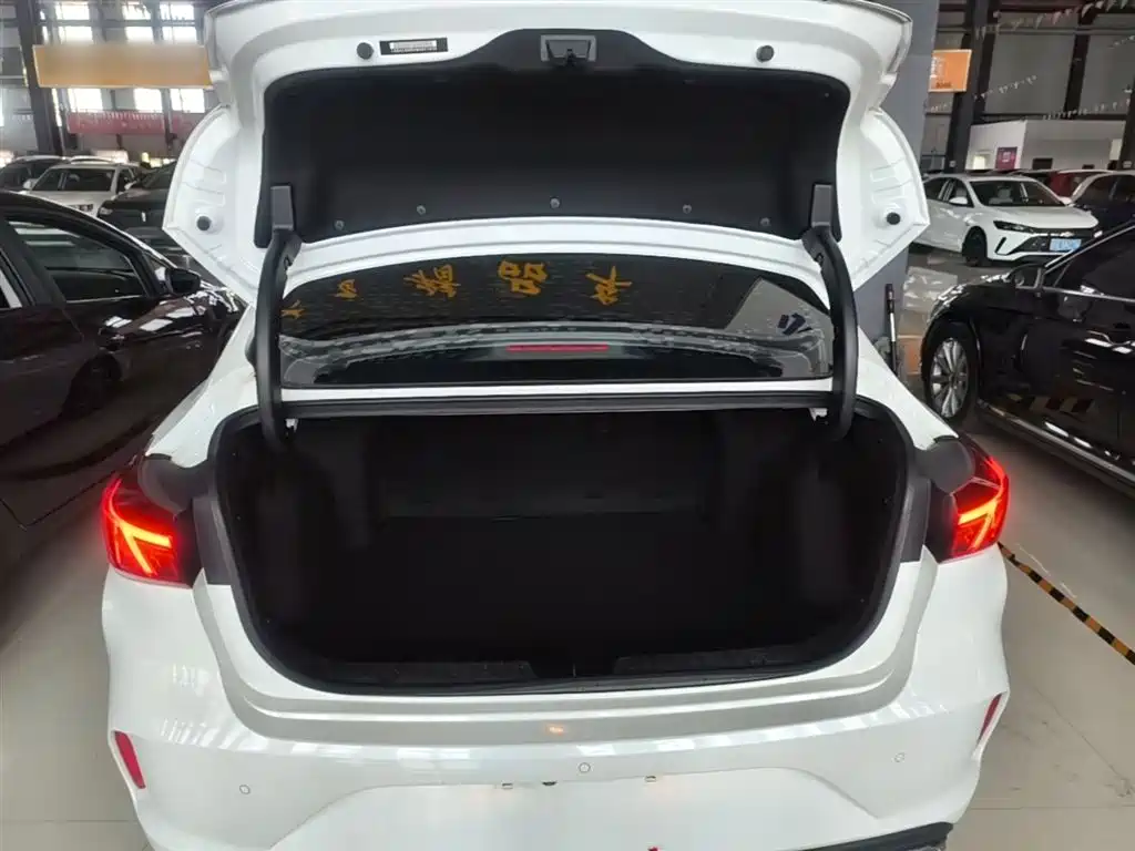 Changan Eado 2021 — фото 19