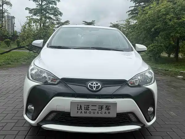 Toyota Yaris L 2017
