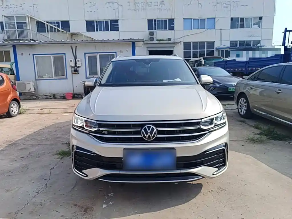 Volkswagen Tiguan L 2022