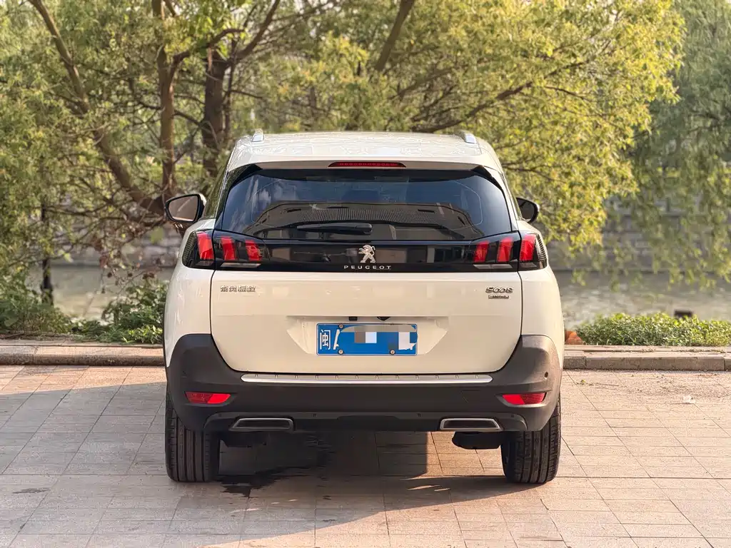 Peugeot 5008 2018 — фото 3