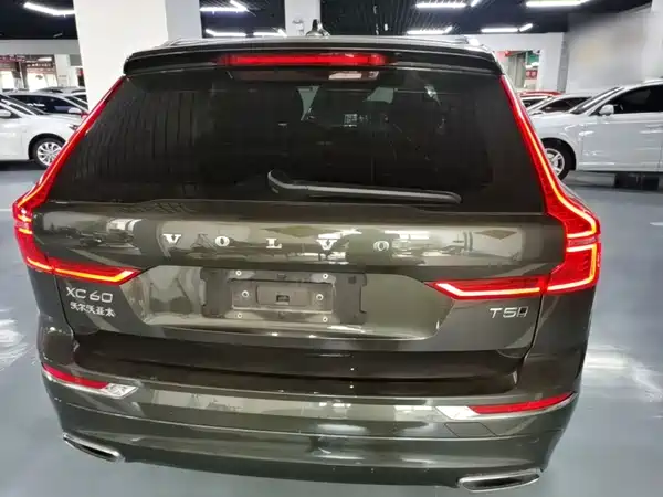 Volvo XC60 2021