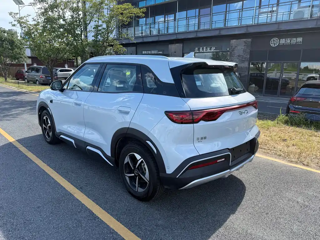 BYD Yuan UP 2025