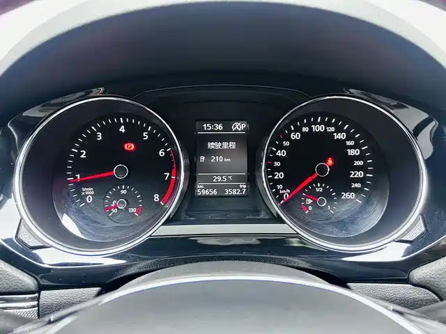 Volkswagen Sagitar 2017