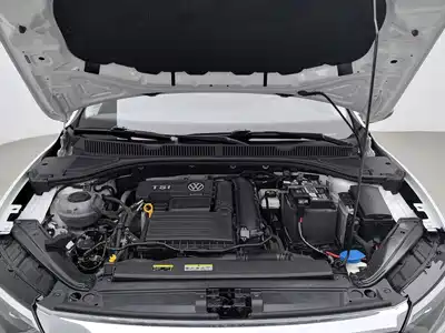 Volkswagen Sagitar 2020