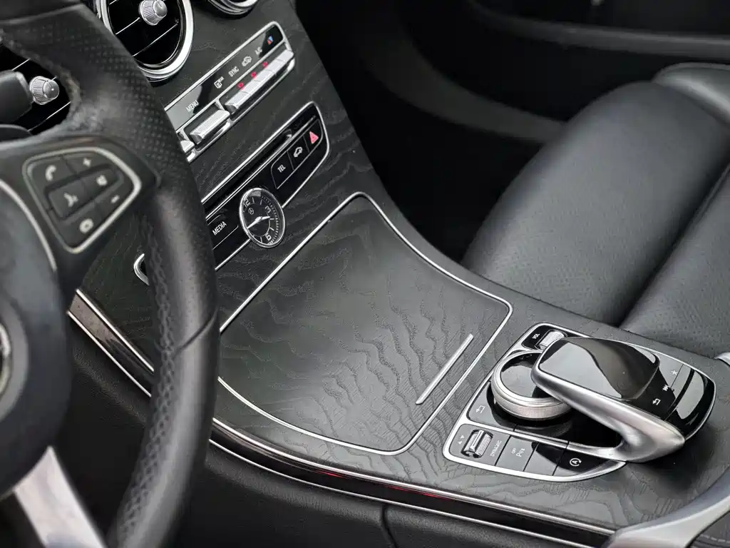 Mercedes-Benz C-Class 2018