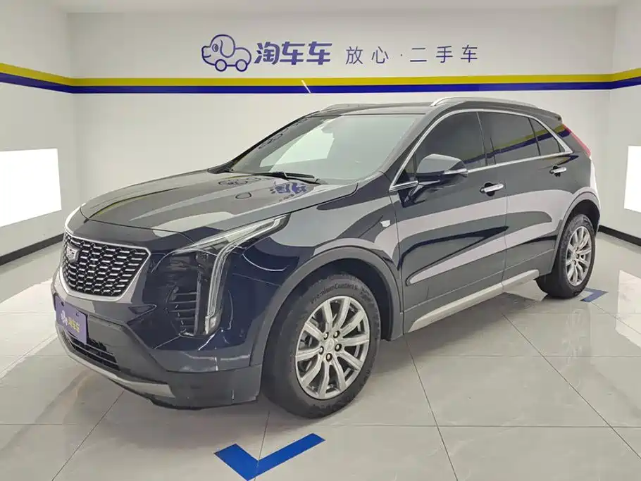Cadillac XT4 2021 — фото 1