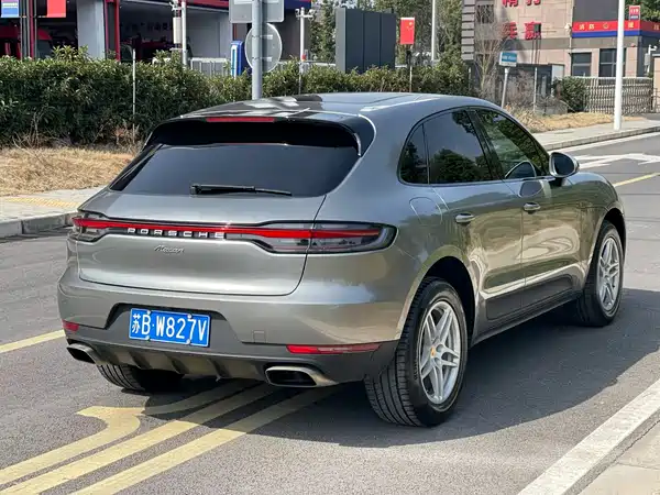Porsche Macan 2020