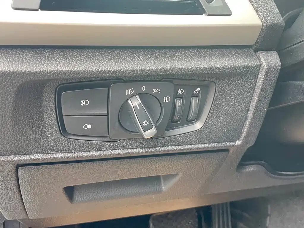 BMW 1 Series 2016 — фото 13