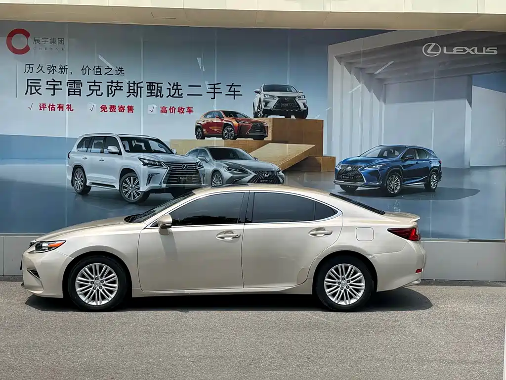 Lexus ES 2018 — фото 5