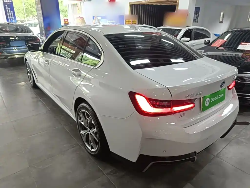 BMW i3 2024