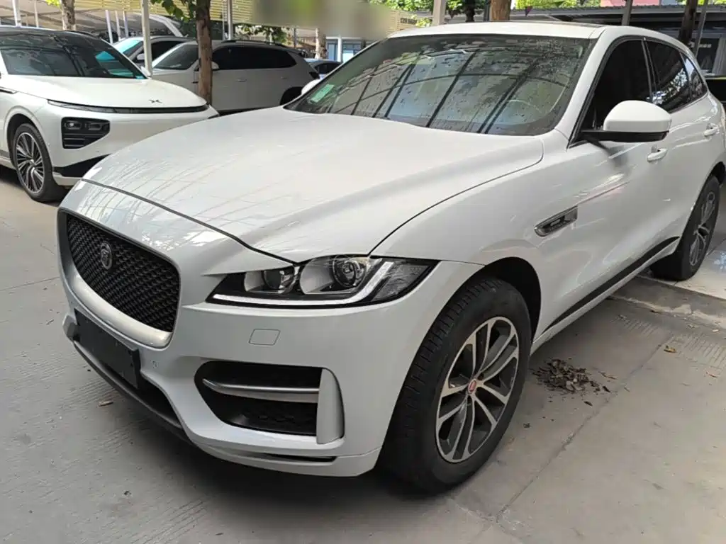 Jaguar F-PACE 2016 — фото 2