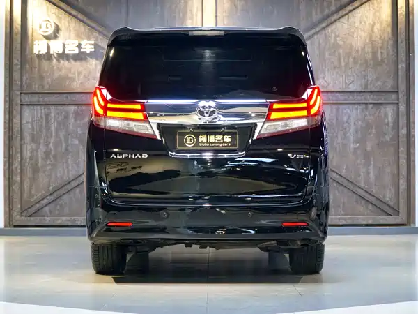 Toyota Alphard 2016
