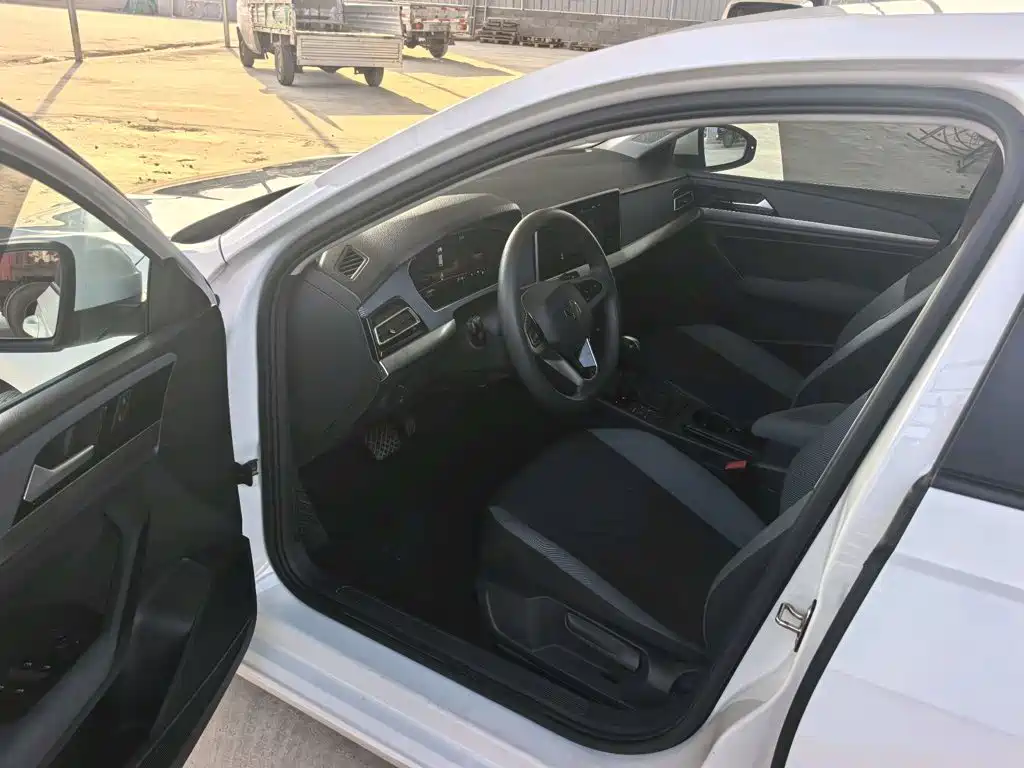 Volkswagen Lavida 2023