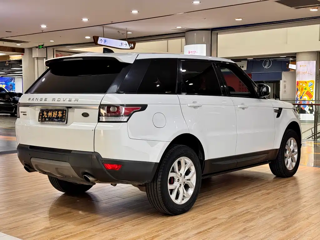 Land Rover Range Rover Sport 2017 — фото 9