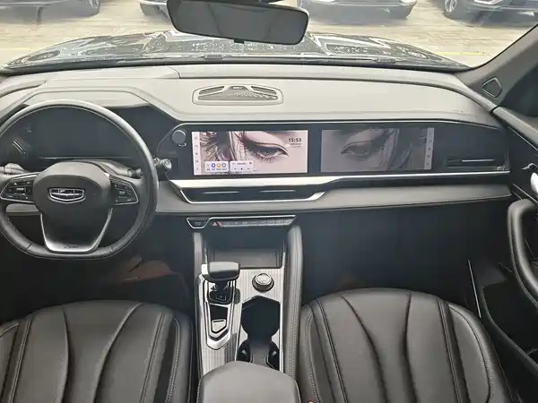 Geely Xingyue L 2025