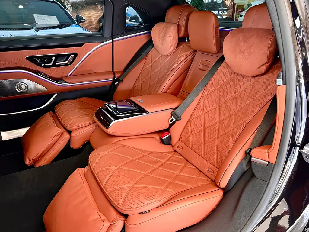 Mercedes-Benz Maybach S-Class 2021 — фото 11