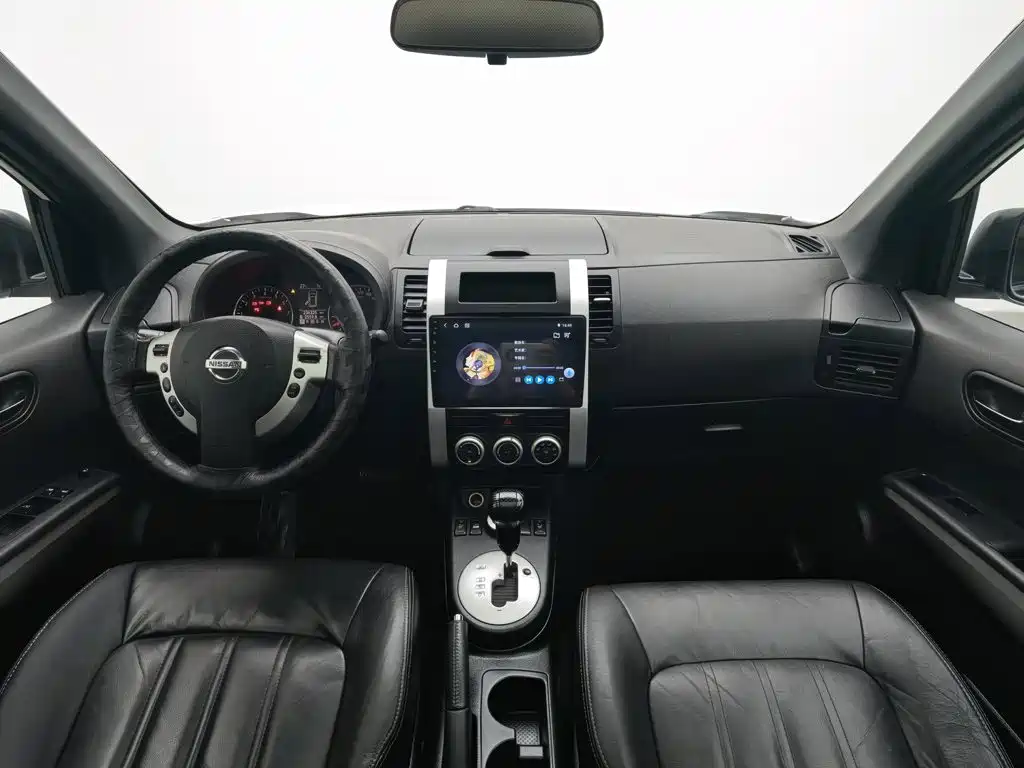 Nissan X-Trail 2012 — фото 5