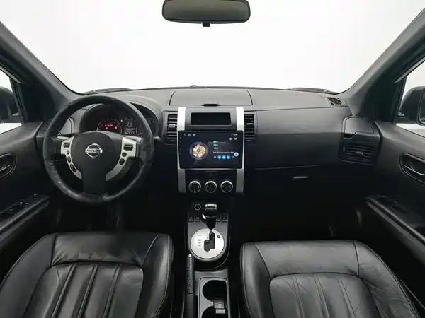 Nissan X-Trail 2012