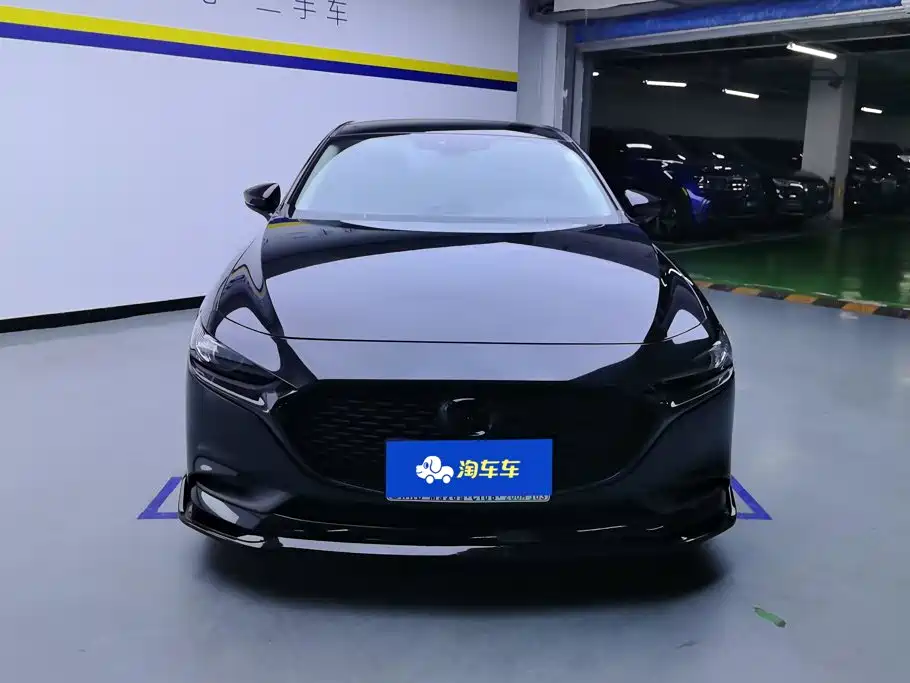 Mazda 3 Axela 2024