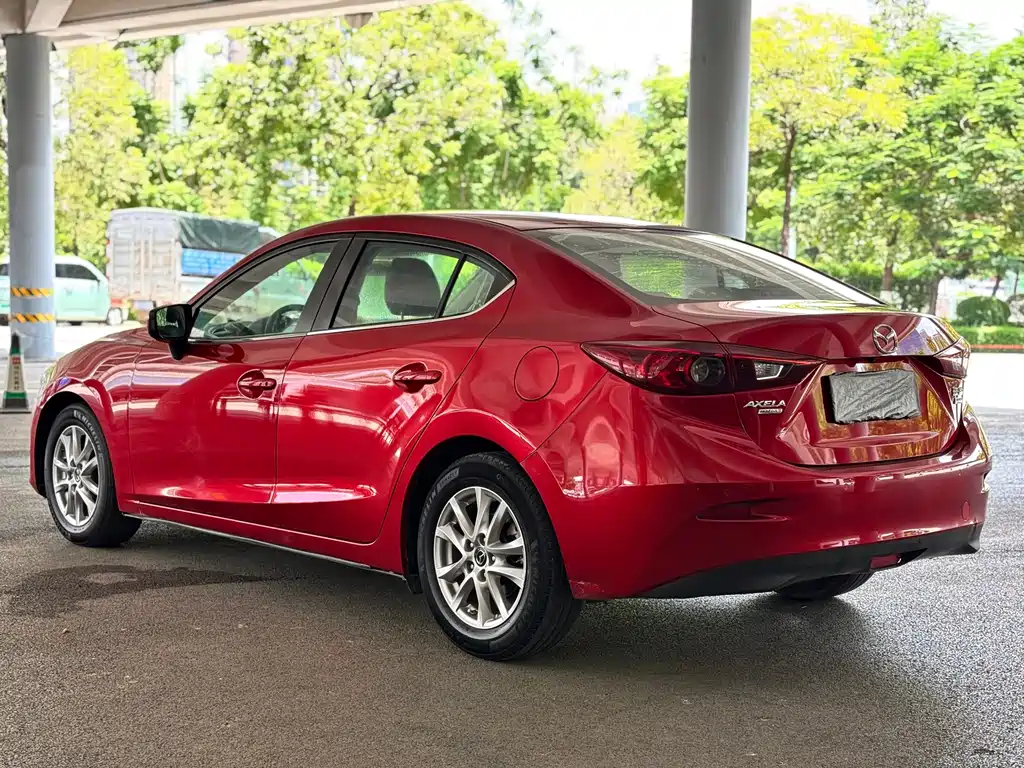 Mazda 3 Axela 2016