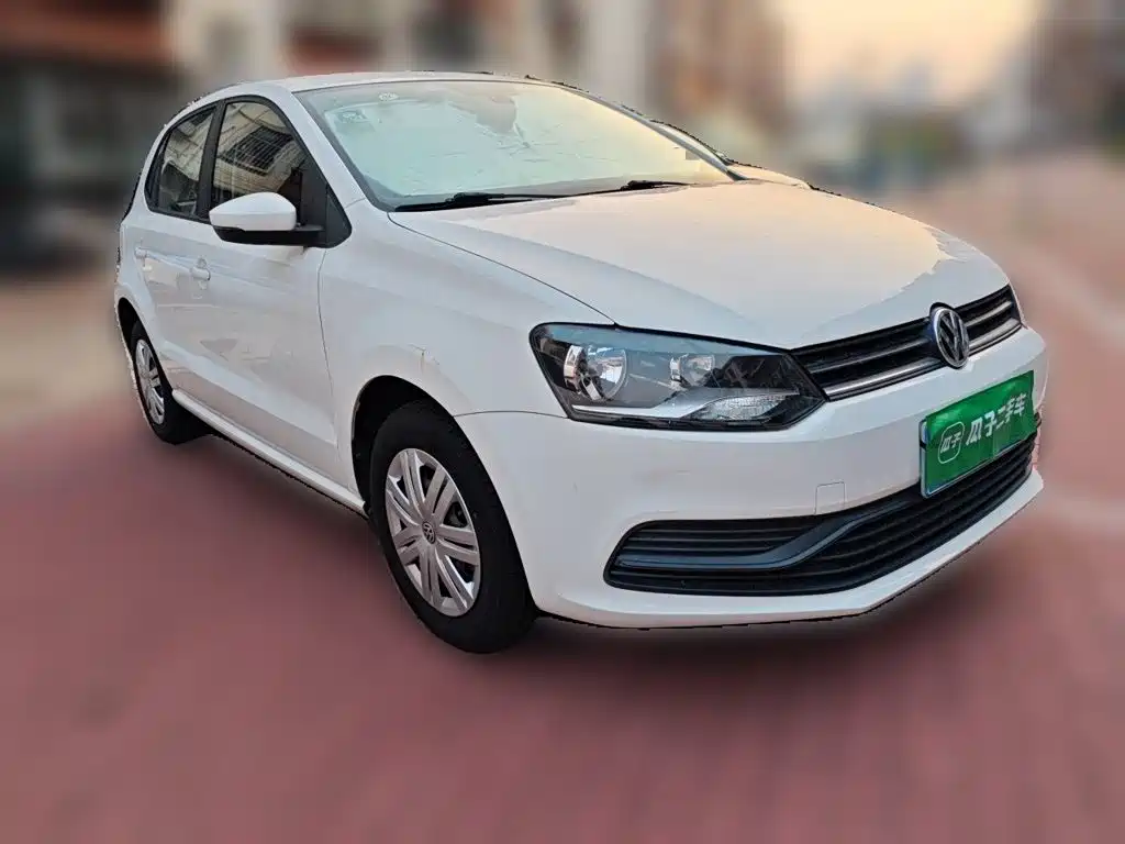 Volkswagen Polo 2015 — фото 3