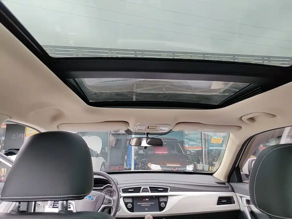 Geely Boyue 2019 — фото 18