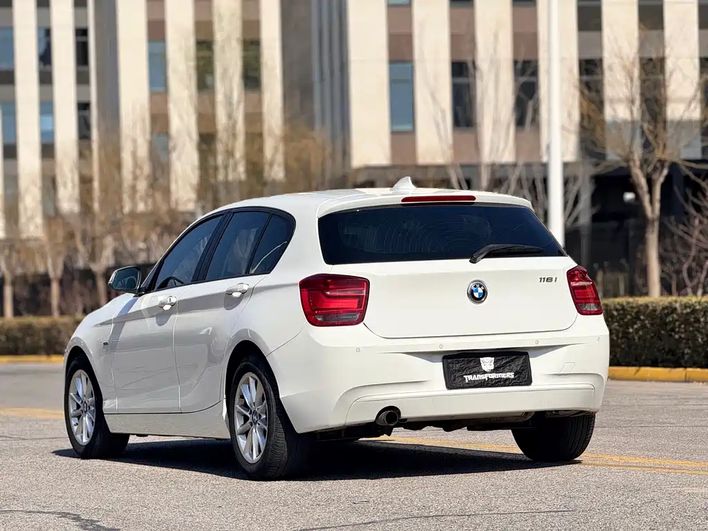BMW 1 Series 2013 — фото 24