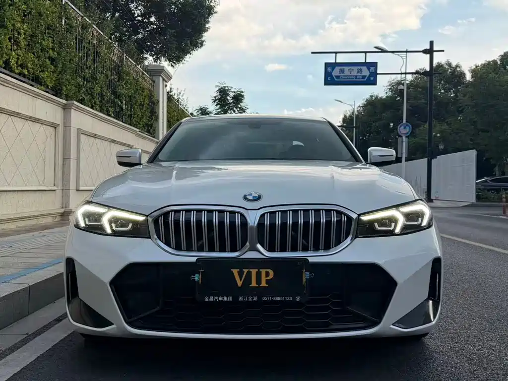 BMW 3 Series 2024
