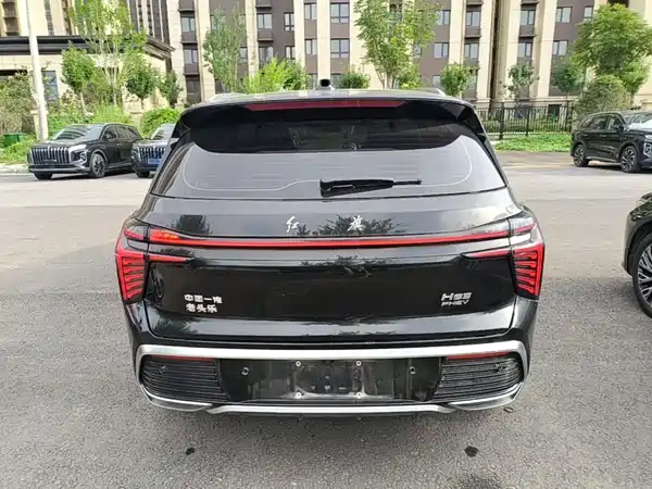 Hongqi HS3 PHEV 2024