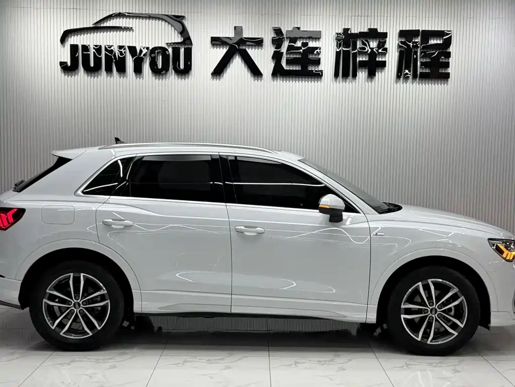 Audi Q3 2022