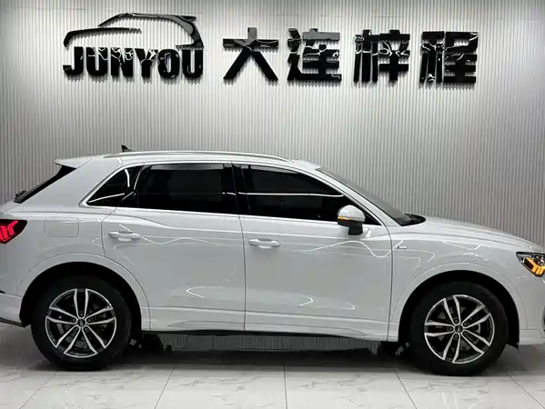 Audi Q3 2022