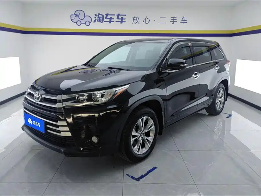 Toyota Highlander 2018 — фото 1
